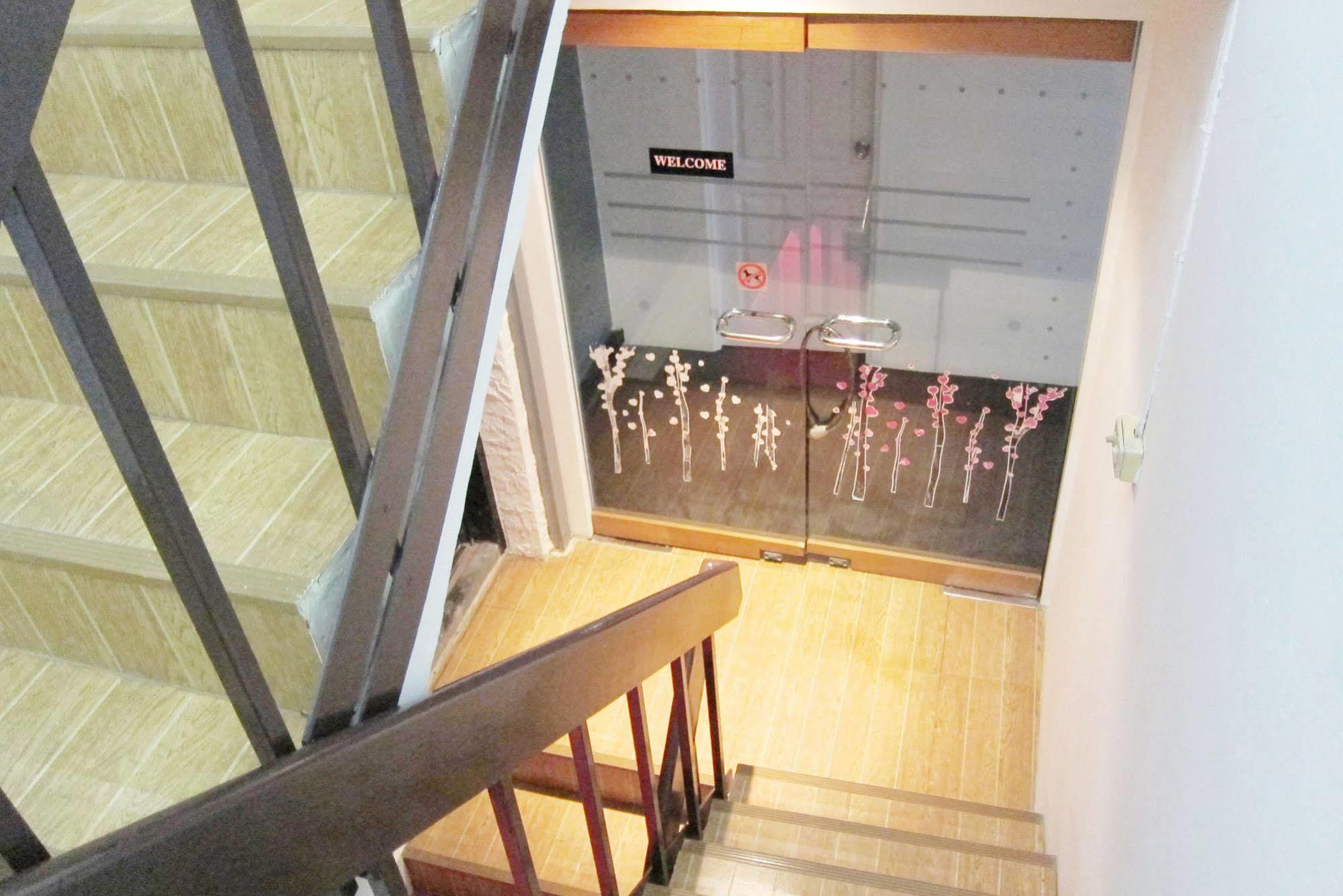 1Sabai Hostel Μπανγκόκ Εξωτερικό φωτογραφία