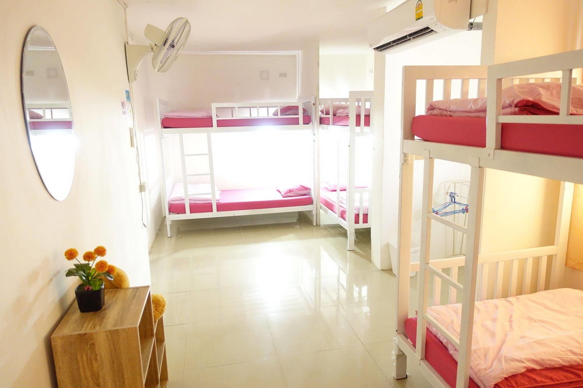 1Sabai Hostel Μπανγκόκ Εξωτερικό φωτογραφία